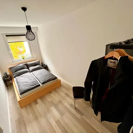 Kmhosting 2-bedroom Full Kitchen Im Zentrum * 켐니츠