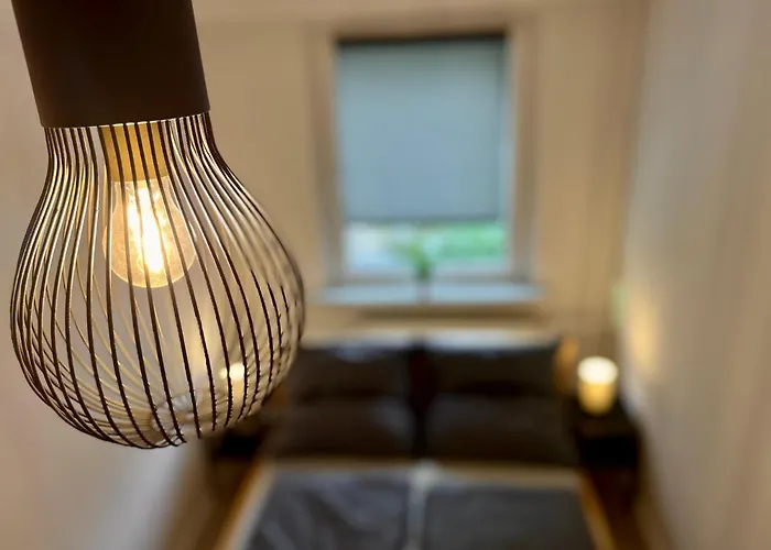 Kmhosting Zentrum Modern - Kingsize Boxspringbett *